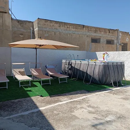 Ilary's فندق مبيت وإفطار 3*