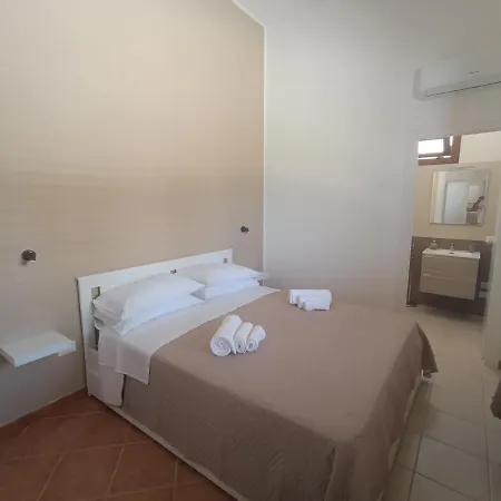 Ilary'S Rooms Bed & Breakfast *