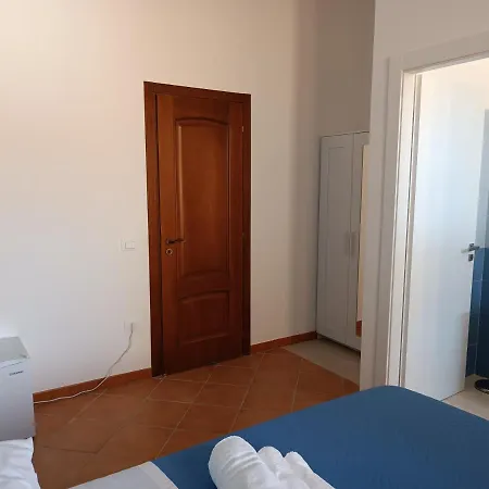 Ilary'S Rooms Bed & Breakfast *